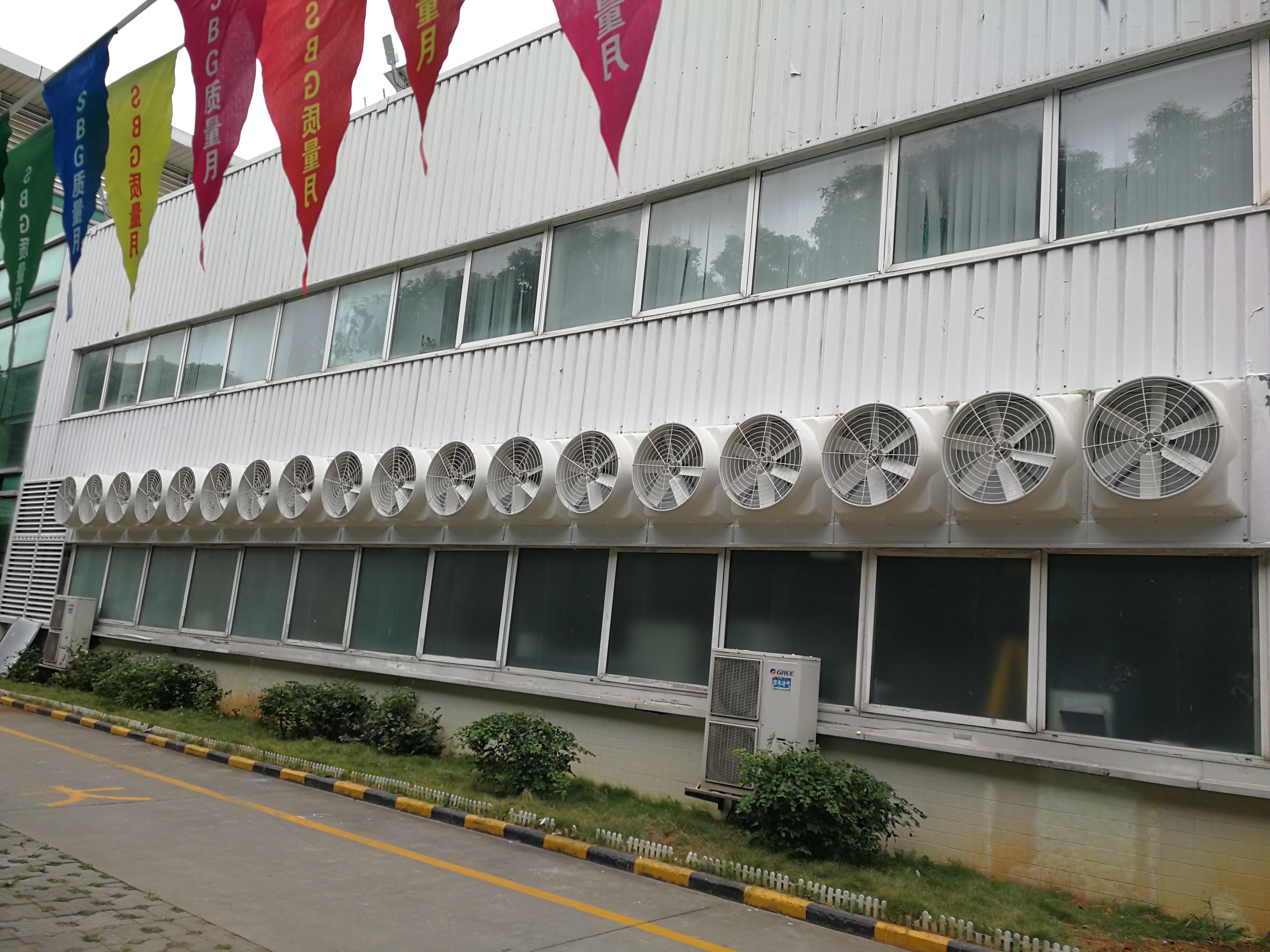 物流仓储仓库排风降温解决方案深圳